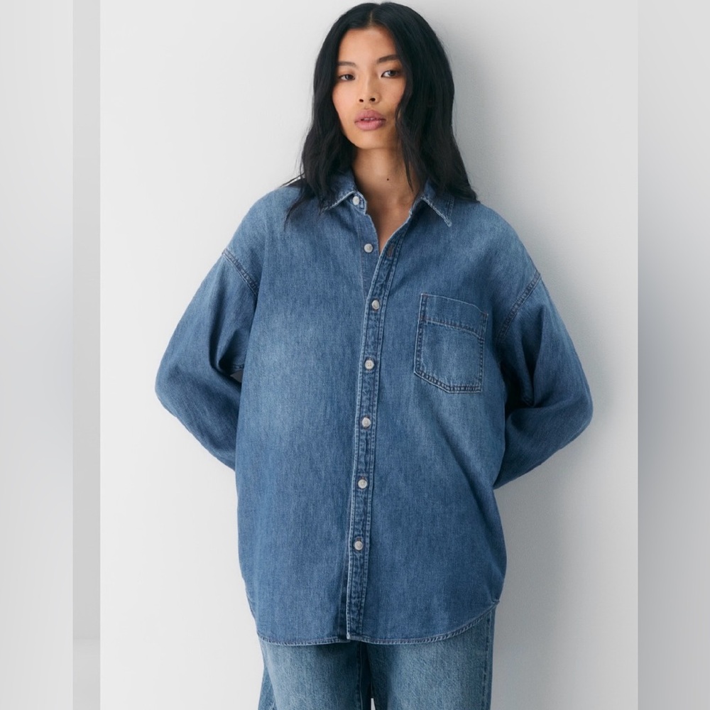 Aritzia Denim Forum 80’s Comfy Denim Shirt